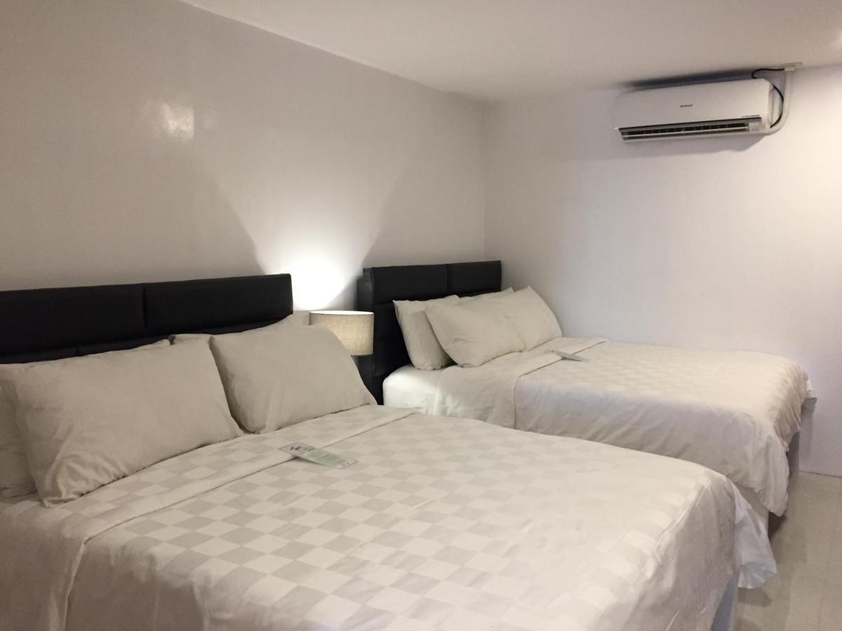 Tely'S Bed & Breakfast Iloilo Powered By Cocotel Exterior foto