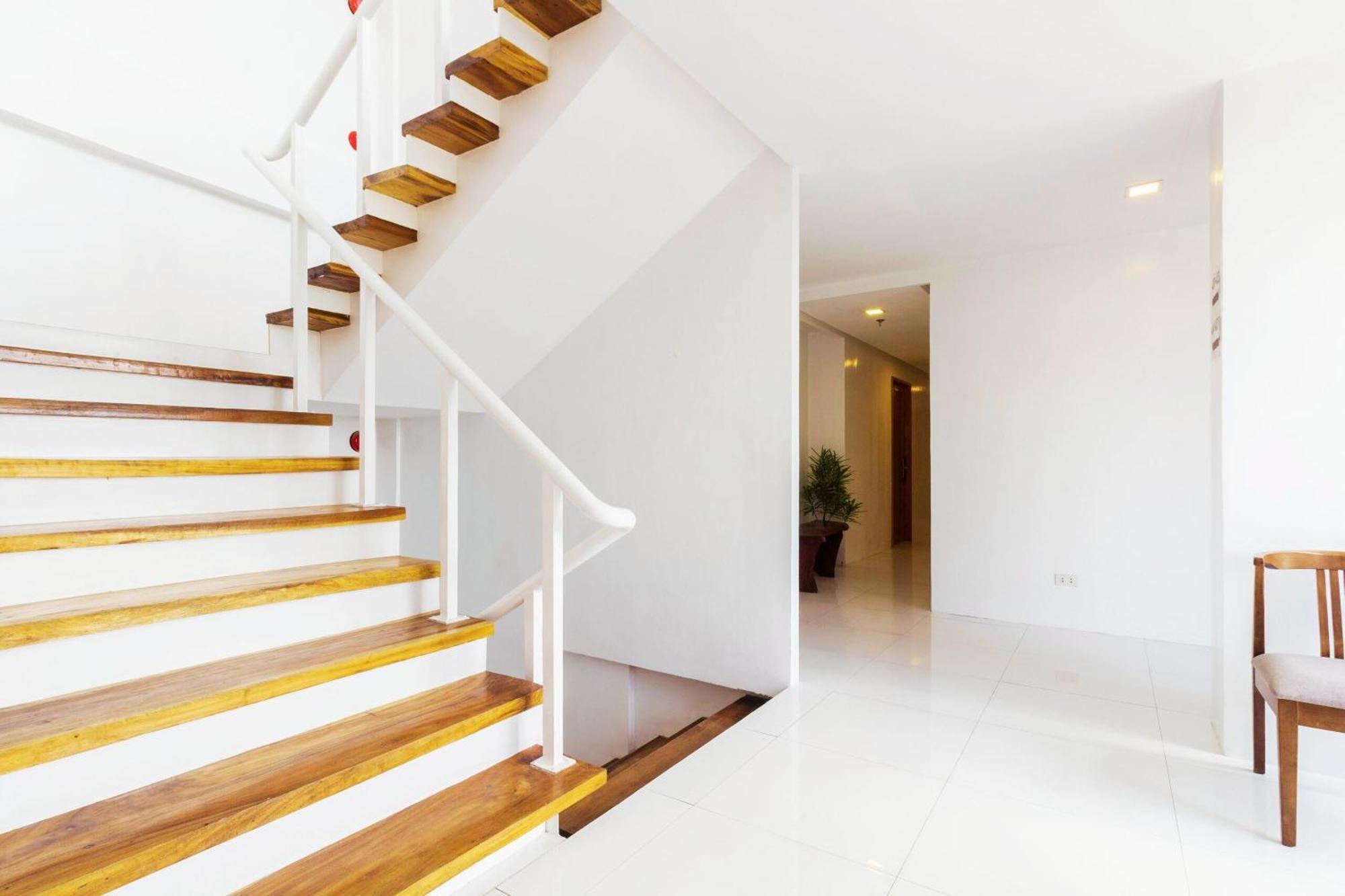 Tely'S Bed & Breakfast Iloilo Powered By Cocotel Exterior foto