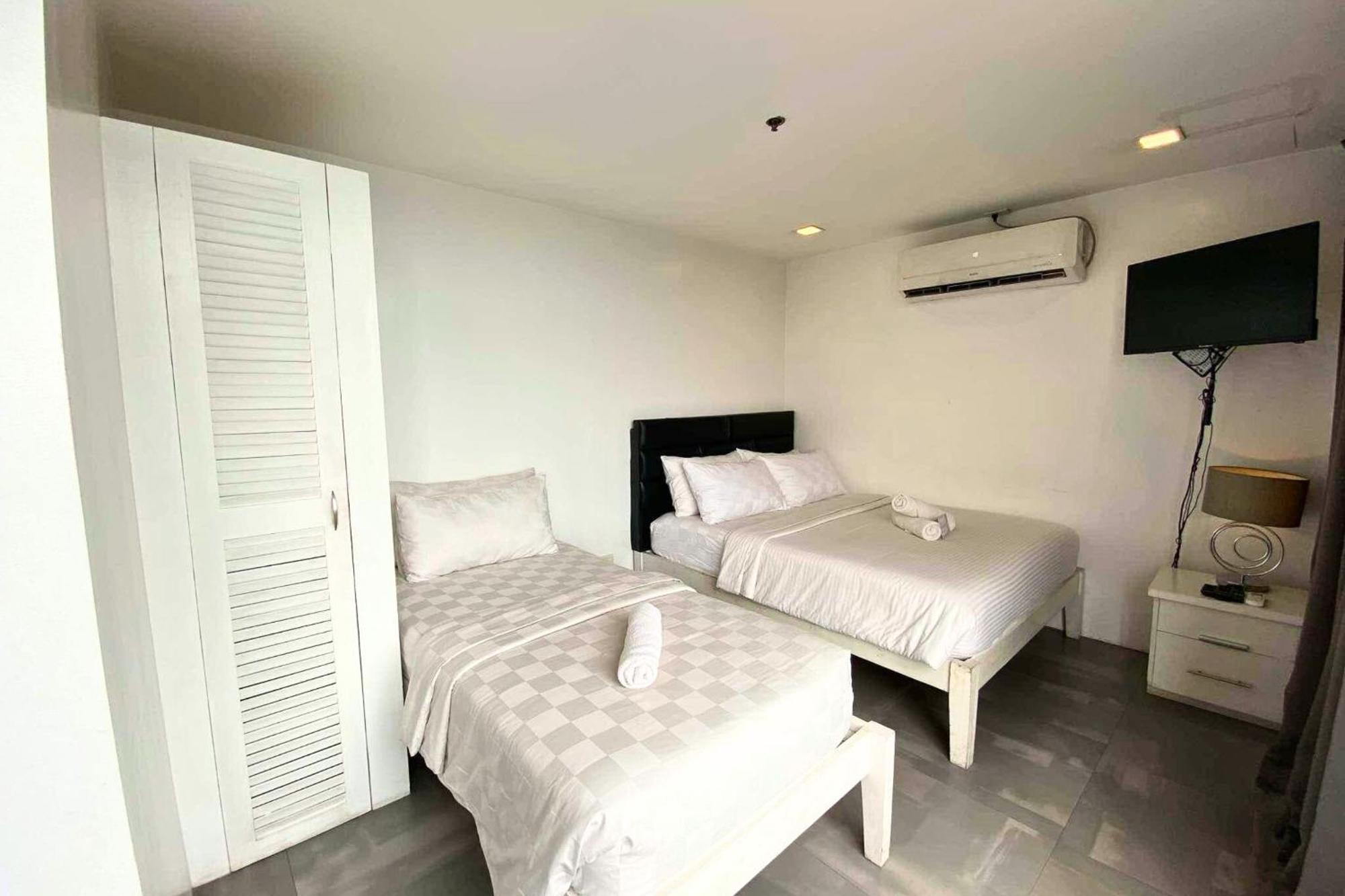 Tely'S Bed & Breakfast Iloilo Powered By Cocotel Exterior foto